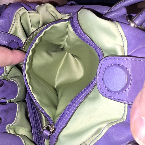 B. Makowsky Lavender Leather Shoulder Bag - Picture 12 of 16